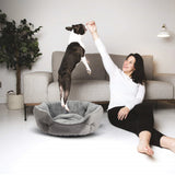 https://mimiusapetsstore.shop/products/cathouse-doghouse-round-pet-bed?_pos=1&_sid=5097855c3&_ss=r